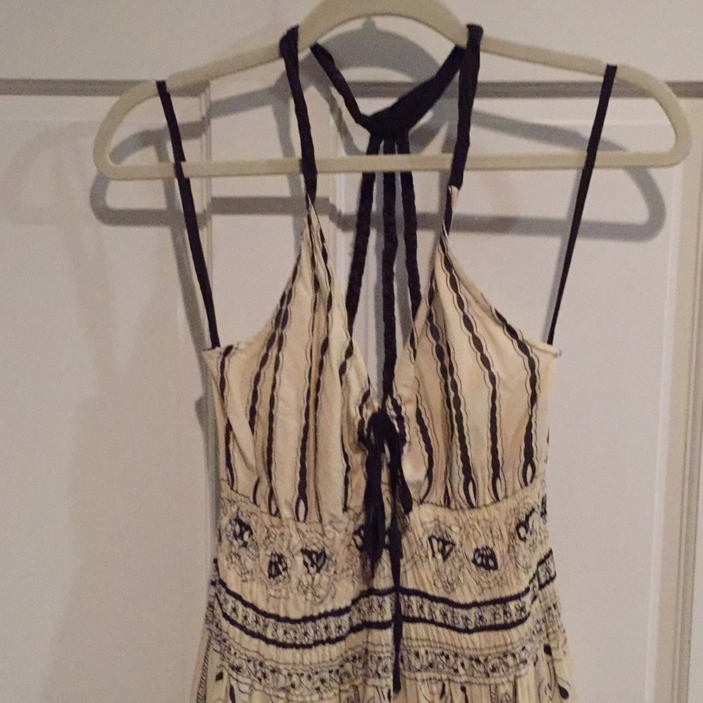 Fun sundress - Picture 4 of 5